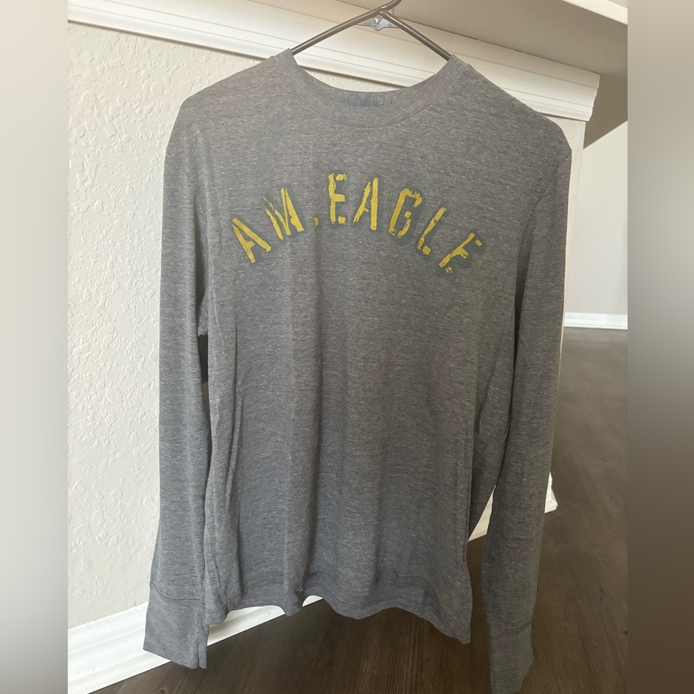 American eagle long sleeve T-shirt - M